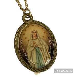 Vintage Our Lady of Lourdes Necklace Catholic Saint Relic Medal 20" Gold Tone